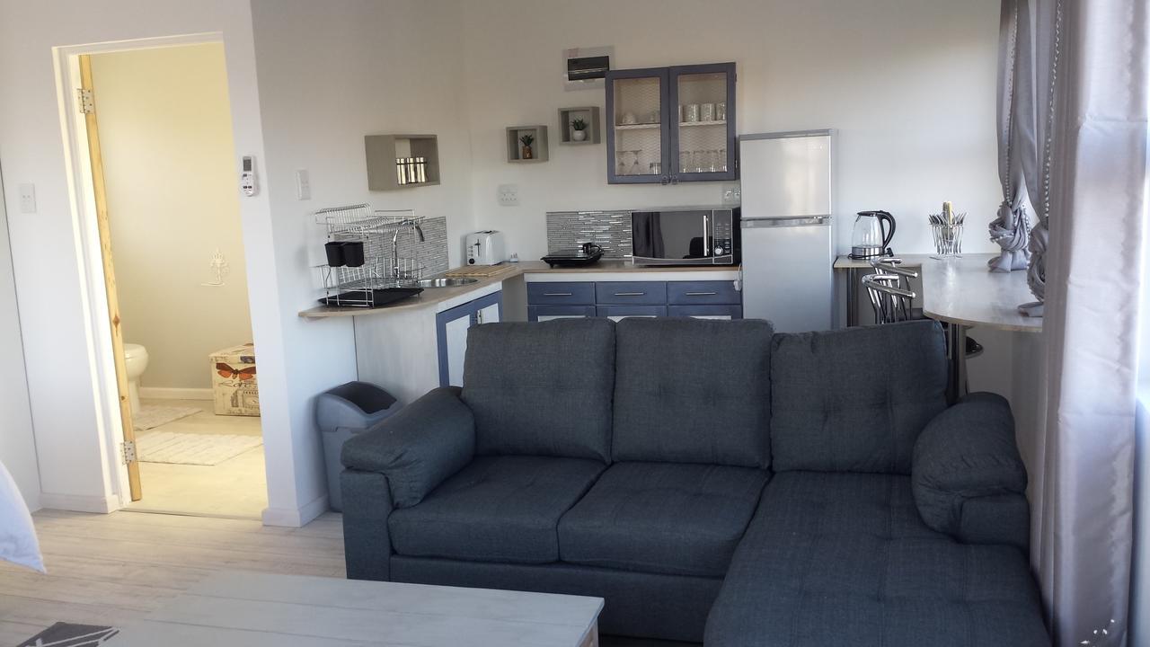 Апартаменты 29 Carissa Street Сомерсет-Уэст Экстерьер фото